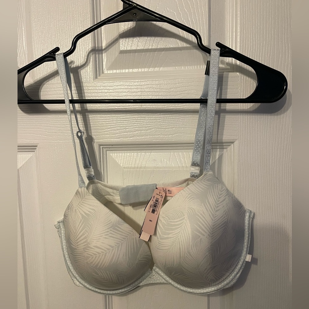 Brand new Victoria Secret Push up Bra